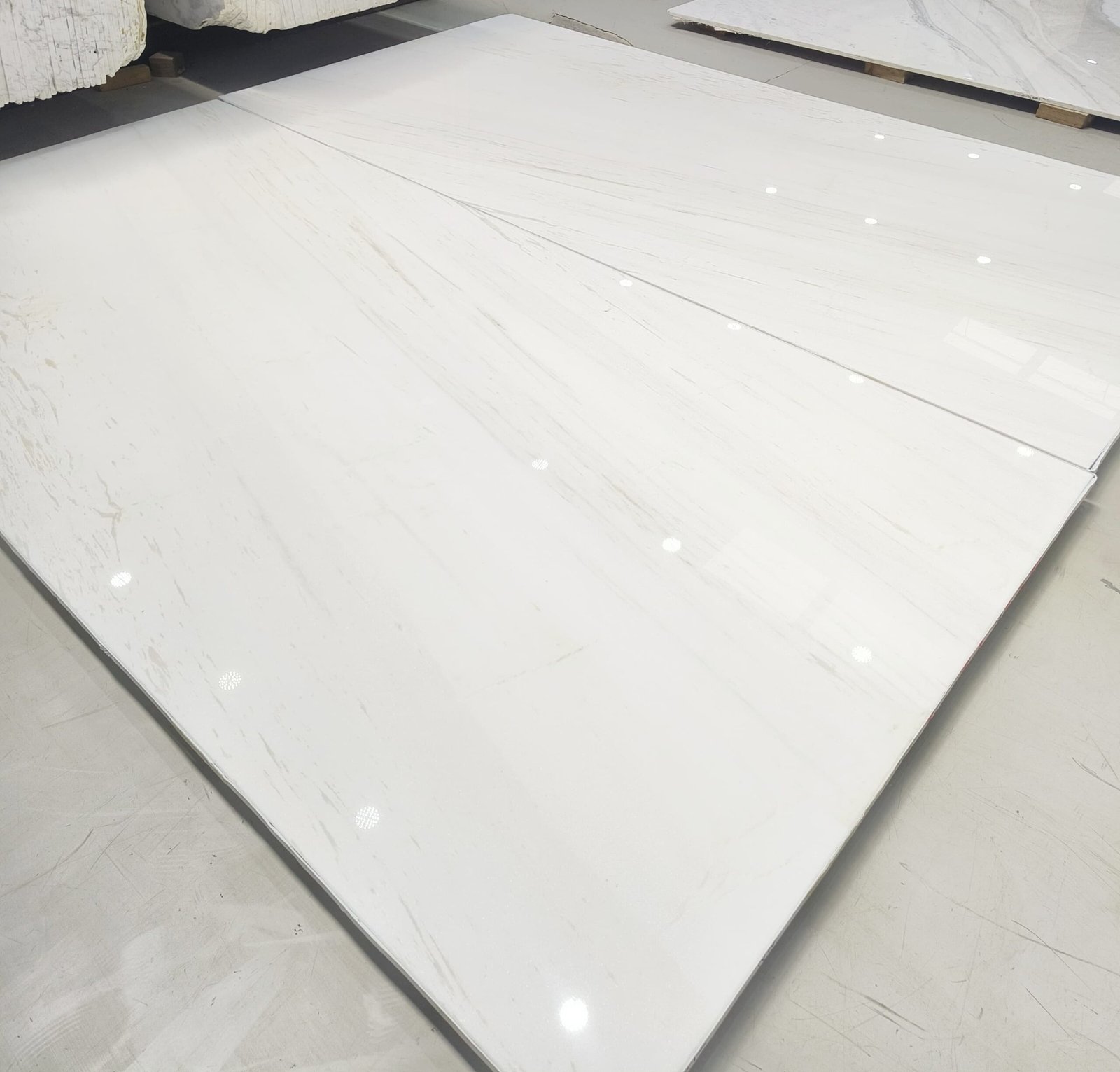 lasa white marble